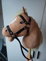 Stokpaardje By Astrup Deluxe blond. Staart+ 2 hoofdstellen., Ophalen, Zo goed als nieuw