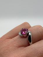 B442 Prachtige zilveren ring roze saffier maat 19, Ophalen of Verzenden, X, Met edelsteen, Dame