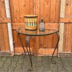 Sidetable tafel metaal kleur messing met glas half rond, Huis en Inrichting, Tafels | Sidetables, Ophalen, Gebruikt, 50 tot 100 cm