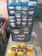 Lade kastje met electrisch  materiaal, Auto diversen, Ophalen of Verzenden