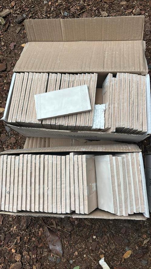 Restpartij (ca. 1m2) wandtegels creme wit 13x6,5 cm, Doe-het-zelf en Verbouw, Tegels, Nieuw, Wandtegels, Keramiek, Minder dan 20 cm
