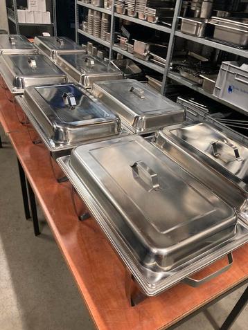 Te koop 8 stuks chafing dishes warmhoudbakken  beschikbaar voor biedingen