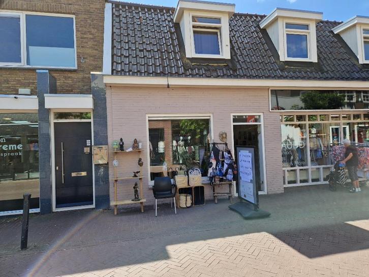 Winkel te huur in Leek, Tolberterstraat 29, Zakelijke goederen, Bedrijfs Onroerend goed, Winkelruimte, Huur