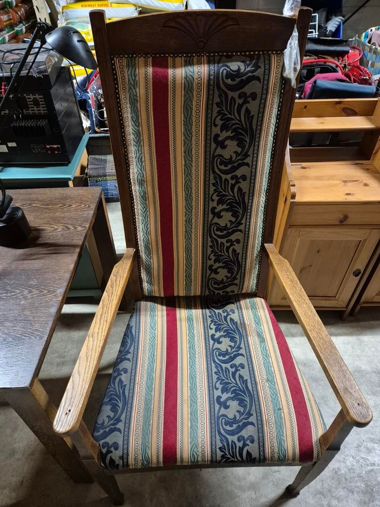 Hoge kasteel stoel, Antiek en Kunst, Antiek | Meubels | Stoelen en Banken, Ophalen