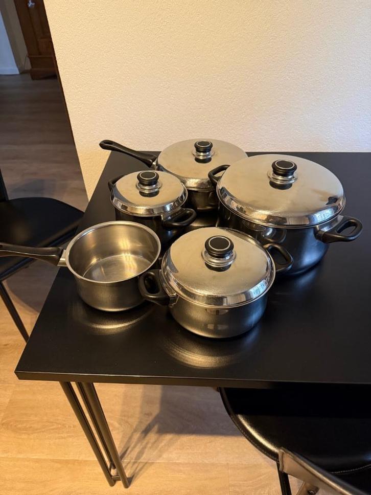 set BK pannen, Huis en Inrichting, Keuken | Potten en Pannen, Gebruikt, Pannenset, Rvs, Ophalen