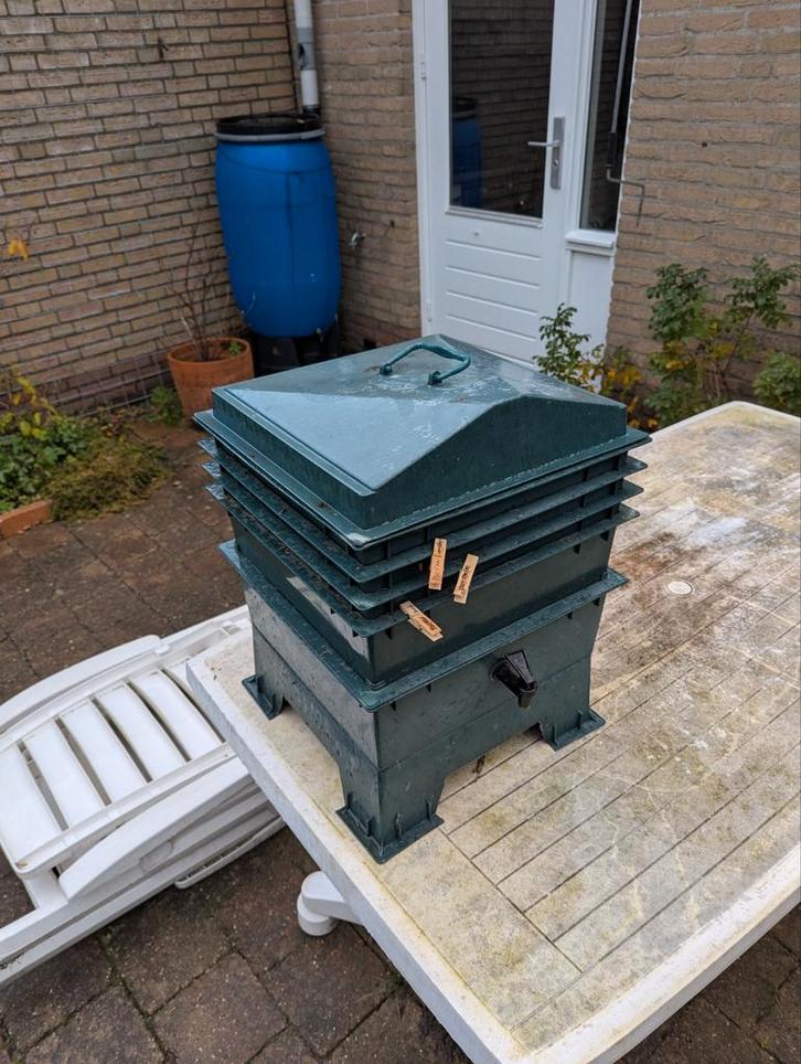 Wormenhotel - Composteer je tuinafval!, Tuin en Terras, Kweekspullen, Gebruikt, Overige typen, Ophalen