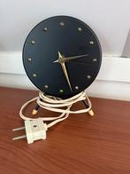 Mooi jaren 50 elektrisch klokje, Antiek en Kunst, Antiek | Klokken, Ophalen of Verzenden