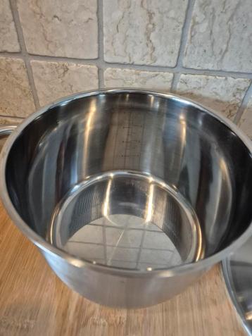 IKEA RVS Pan - 5 Liter beschikbaar voor biedingen
