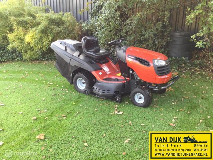 Jonsered Zitmaaier opvang 2 cilinder Hydrostaat, Tuin en Terras, Zitmaaiers