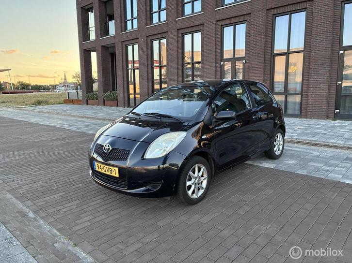 Toyota Yaris 1.3 VVTi Luna NAP LM, Auto's, Toyota, Bedrijf, Te koop, Yaris, ABS, Airbags, Airconditioning, Alarm, Boordcomputer