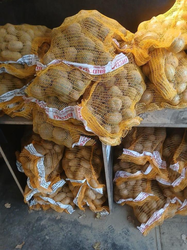 Nieuwe aardappelen, Diversen, Levensmiddelen, Ophalen