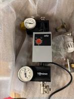 Therminon composiet aansluitstuk met pomp, Doe-het-zelf en Verbouw, Verwarming en Radiatoren, Gebruikt, Minder dan 30 cm, Hoog rendement (Hr)