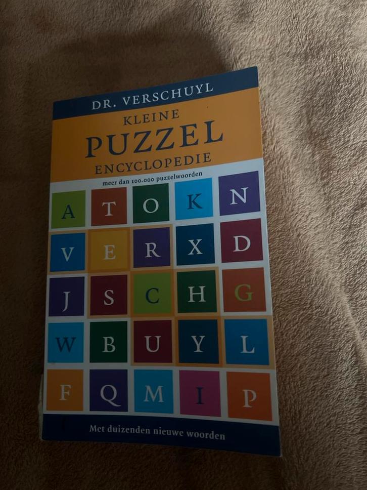 Kleine Puzzel Encyclopedie - Dr. Verschuy, Hobby en Vrije tijd, Denksport en Puzzels, Zo goed als nieuw, Puzzelboek, Ophalen of Verzenden