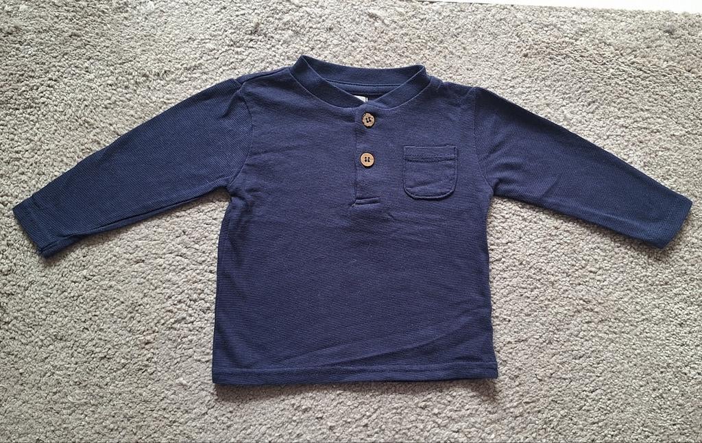 Trui donker blauw met knoopjes maat 74 van Zeeman, Kinderen en Baby's, Babykleding | Maat 74, Zeeman, Truitje of Vestje, Ophalen of Verzenden