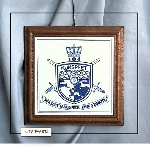 Marechaussee Nunspeet Eskadron 104, Verzamelen, Militaria | Algemeen, Marechaussee, Embleem of Badge, Nederland, Ophalen of Verzenden