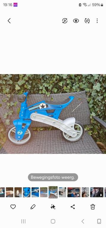 Blauwe Loopfiets beschikbaar voor biedingen