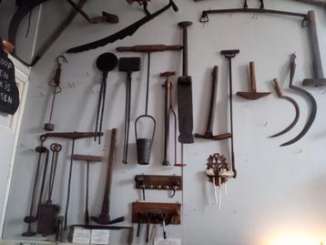 Handgereedschap  beschikbaar voor biedingen