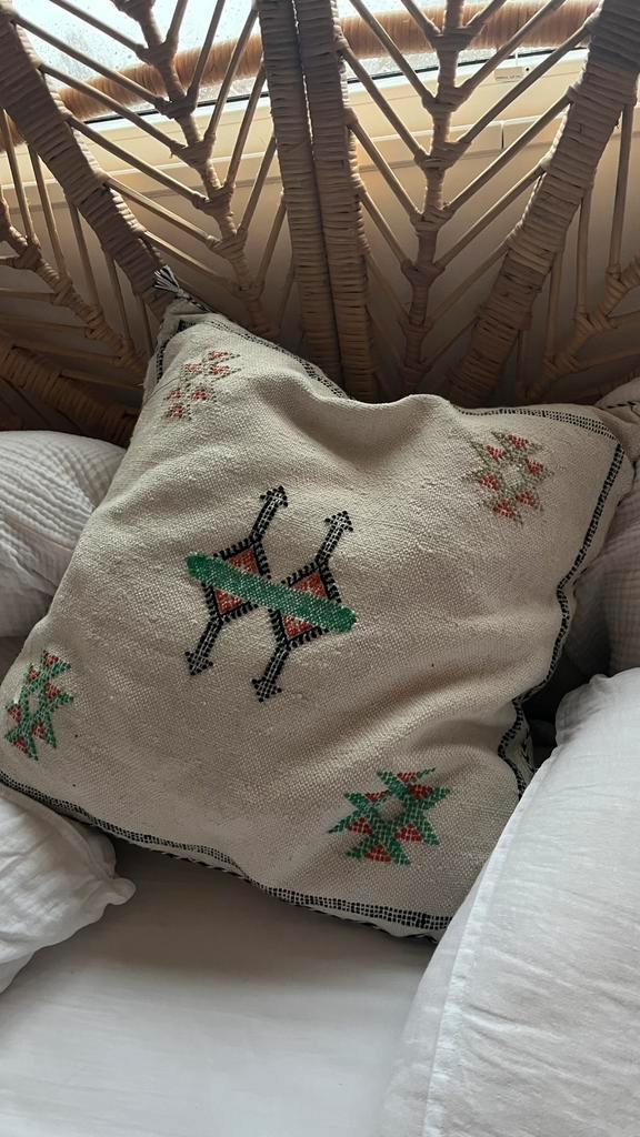 Sabra Kussen 50 x 50cm, Huis en Inrichting, Woonaccessoires | Kussens, Zo goed als nieuw, Vierkant, Ophalen of Verzenden