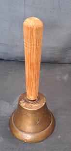 tafelbel bel dinerbel
messing
gemerkt met ster en 12
XII
18c, Antiek en Kunst, Antiek | Koper en Brons, Ophalen of Verzenden