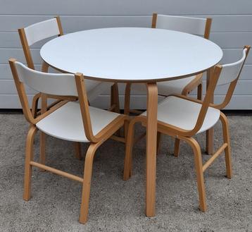 Ikea Skoghall ronde tafel deense stoelen Artek Alvar Aalto beschikbaar voor biedingen