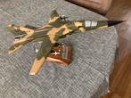 Mahonie houten schaalmodel F-111 Aardvark USA, Ophalen, Zo goed als nieuw, Schaalmodel