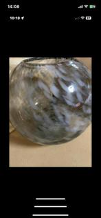 Bol Vaas. Fridtio glas, Huis en Inrichting, Woonaccessoires | Vazen, Wit, Ophalen of Verzenden, Minder dan 50 cm, Glas