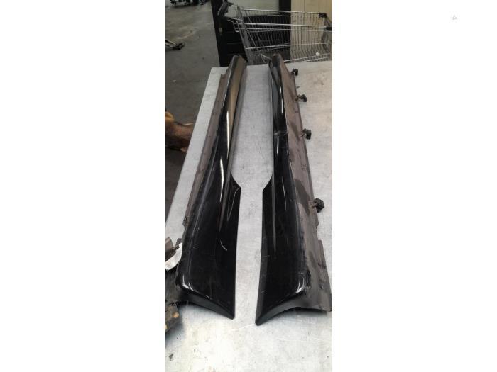 Zijskirtset links + rechts van een Opel Corsa (Z20R), Auto-onderdelen, Carrosserie en Plaatwerk, Opel, Gebruikt, 3 maanden garantie