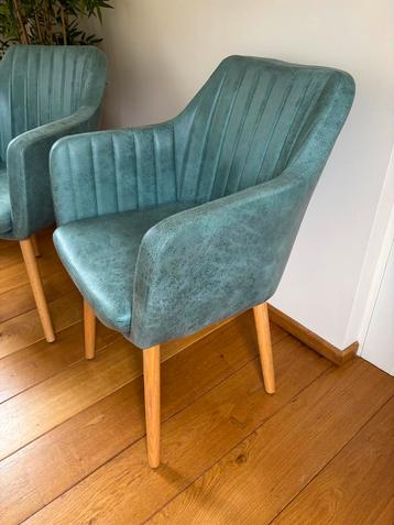 2 Zitstoelen - Zo goed als nieuw beschikbaar voor biedingen