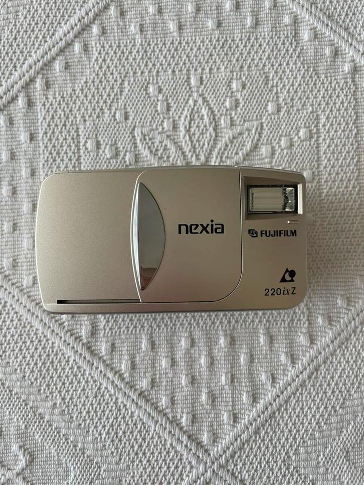 Fujifilm Nexia 220ixZ - Analoge Camera - Zo Goed Als Nieuw, Audio, Tv en Foto, Fotocamera's Analoog, Zo goed als nieuw, Compact