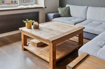 Grote teak houten salontafel beschikbaar voor biedingen