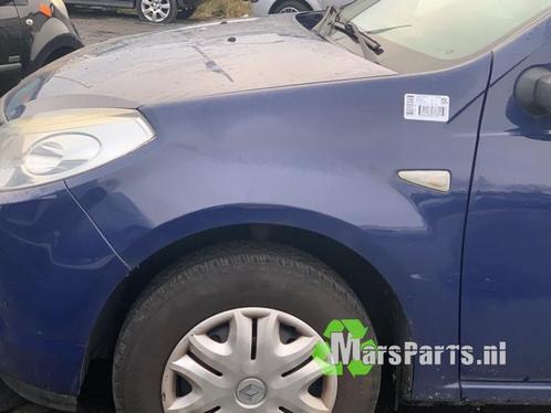 Scherm links-voor van een Dacia Sandero (OV61H), Auto-onderdelen, Carrosserie en Plaatwerk, Dacia, Gebruikt, 6 maanden garantie