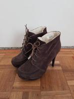 Primark bruine gevoerde hakken pumps maat 39, Ophalen of Verzenden, Gedragen, Bruin