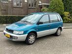 Mitsubishi Space Runner 1.8 GLXi automaat airco trekhaak goe, Origineel Nederlands, Te koop, 5 stoelen, Benzine