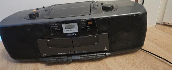 Radio met dubbele cassette en CD-speler, Audio, Tv en Foto, Radio's, Gebruikt, Radio, Met cd-speler, Ophalen of Verzenden