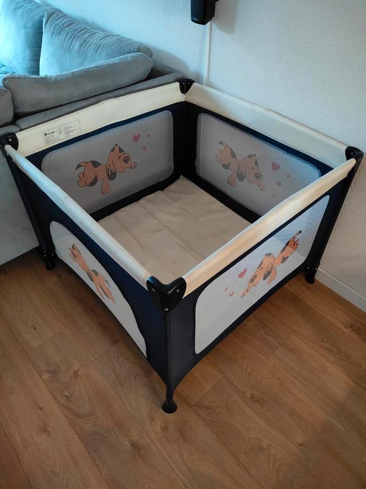 Opvouwbare Box - Nieuwstaat!, Kinderen en Baby's, Boxen, Zo goed als nieuw, Vierkant, Ophalen of Verzenden