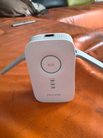 TP-Link WiFi Versterker beschikbaar voor biedingen