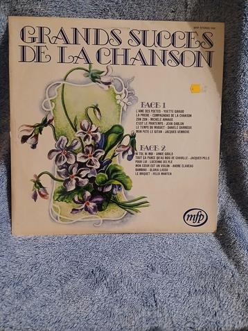 Grands Succes de la Chanson Vinyl beschikbaar voor biedingen