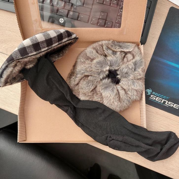 Kniehoog sokken met bontkraag, erg sexy, nieuw, Oakland, Kleding | Dames, Sokken en Kousen, Nieuw, Sokken en Kniesokken, Zwart