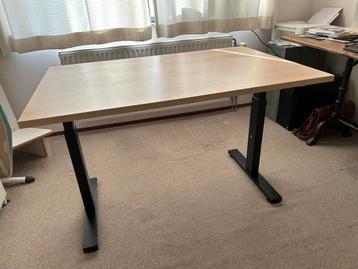 Verstelbaar bureau