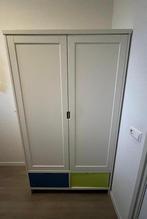 Gebruikte kledingkast met legplanken en lades, Huis en Inrichting, Gebruikt, 100 tot 150 cm, Ophalen of Verzenden, Met lade(s)