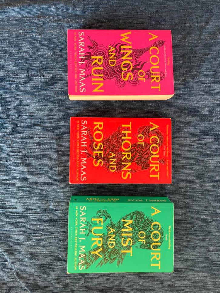ACOTAR Serie - Boeken 1-3 (ENG), Boeken, Fantasy, Gelezen, Ophalen of Verzenden