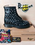 Dr. Martens 1460 Stud, Black Wanama Maat: 41 UK7, Kleding | Dames, Schoenen, Nieuw, Lage of Enkellaarzen, Ophalen of Verzenden