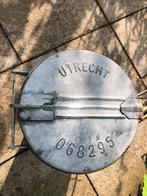 Zinken afvalemmer gemeente Utrecht, Tuin en Terras, Bloembakken en Plantenbakken, Ophalen, Gebruikt, Minder dan 60 cm, Rond