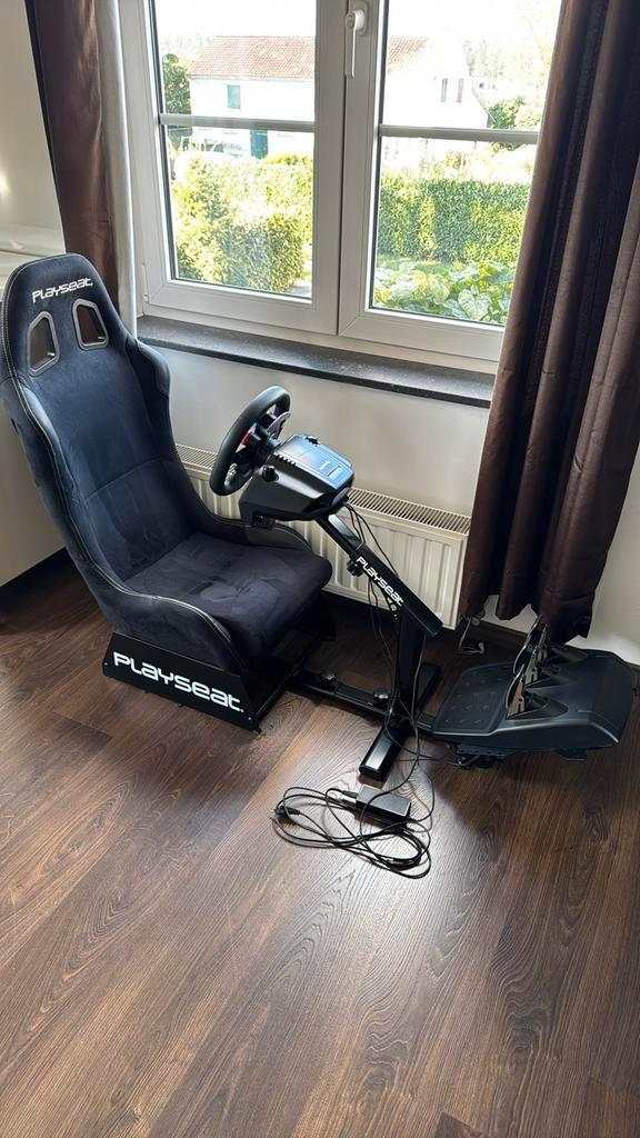 Playseat Evolution Alcantara + Logitech G29 Set, Spelcomputers en Games, Spelcomputers | Sony PlayStation Consoles | Accessoires