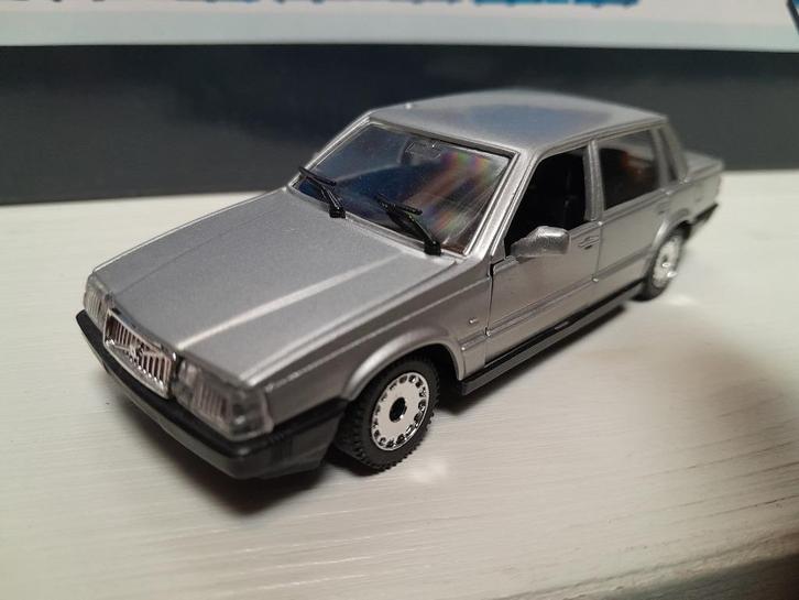 Volvo 760 Polistil/Tonka 1:40, Hobby en Vrije tijd, Modelauto's | Overige schalen, Zo goed als nieuw, Auto, Ophalen of Verzenden
