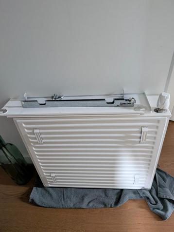 Vasco Flatline paneelradiator vlak type 33 700x600mm 1582W  beschikbaar voor biedingen