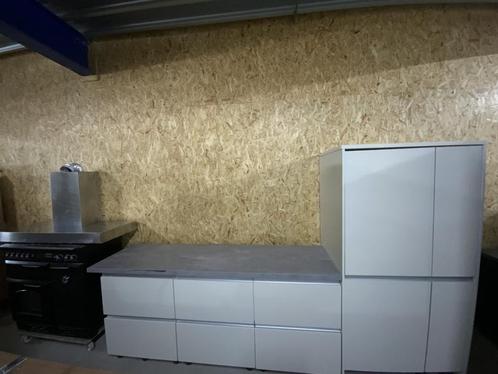 Keuken | Complete | Gebruikt | Keuken nummer 2295, Huis en Inrichting, Keuken | Complete keukens, Zo goed als nieuw, Greeploos