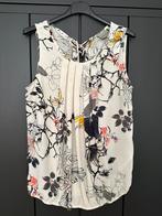 Top gebloemd, Vero Moda, maat S, Ophalen of Verzenden, Zo goed als nieuw, Maat 38/40 (M), Zonder mouw