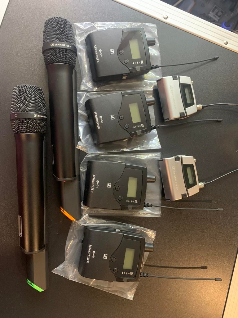 Sennheiser IEM ZEND + Ontvanger Rack NIEUW 4 RX 4 TX + MIcs, Ophalen of Verzenden, Nieuw, Overige instrumenten, Flightcase