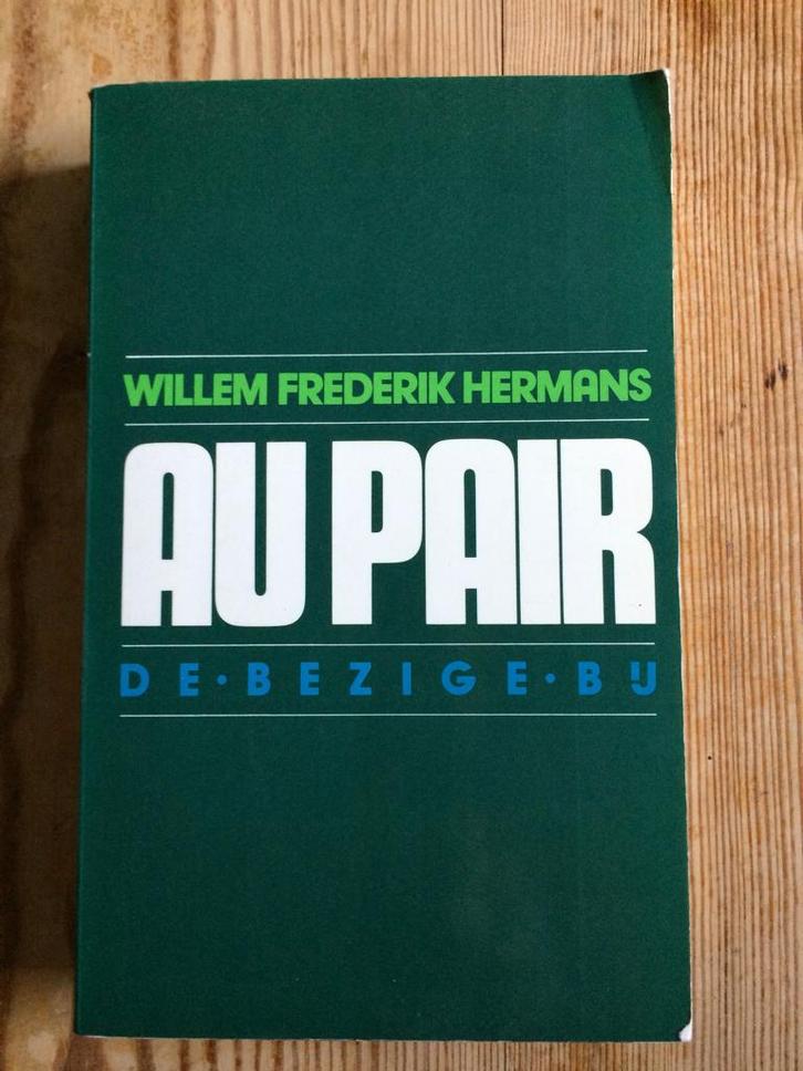 AU PAIR - Willem Frederik Hermans - roman , Boeken, Romans, Zo goed als nieuw, Nederland, Ophalen of Verzenden